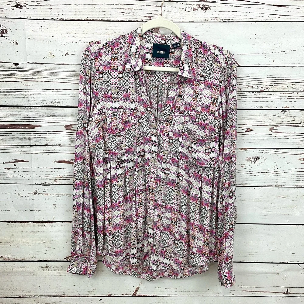 Anthropologie • Maeve Islet Button Down Top - Picture 2 of 7